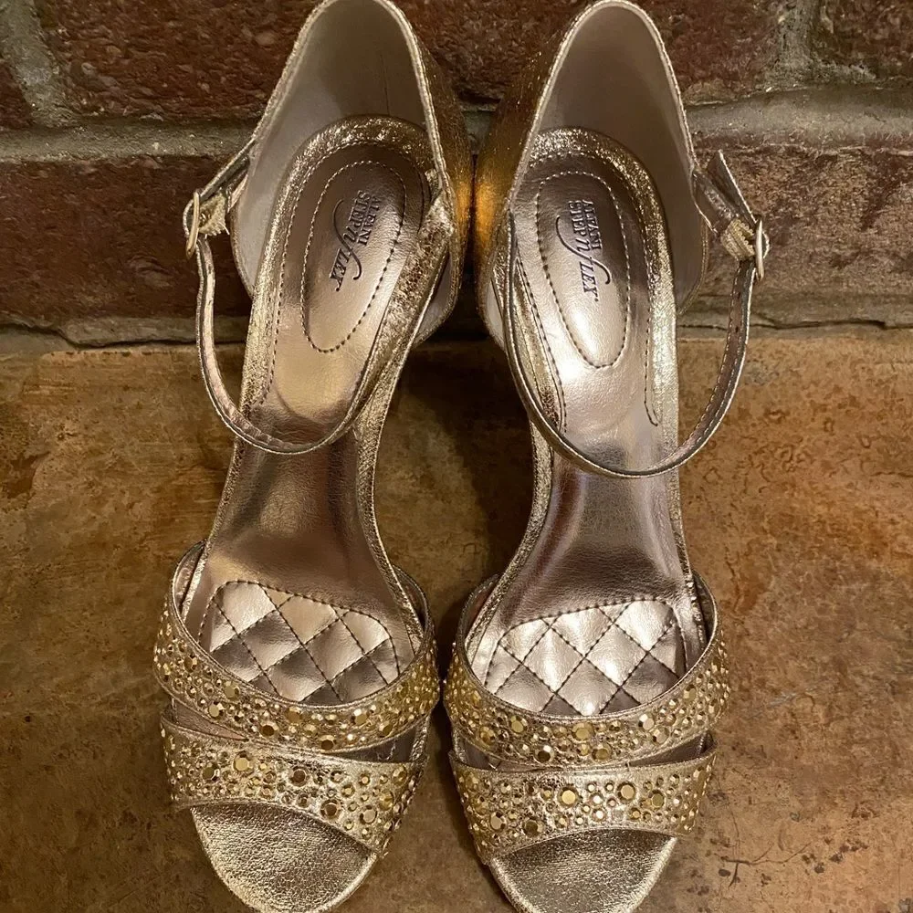 Alfani Step n Flex Ivvey gold sparkly strappy heeled‎ sandals
